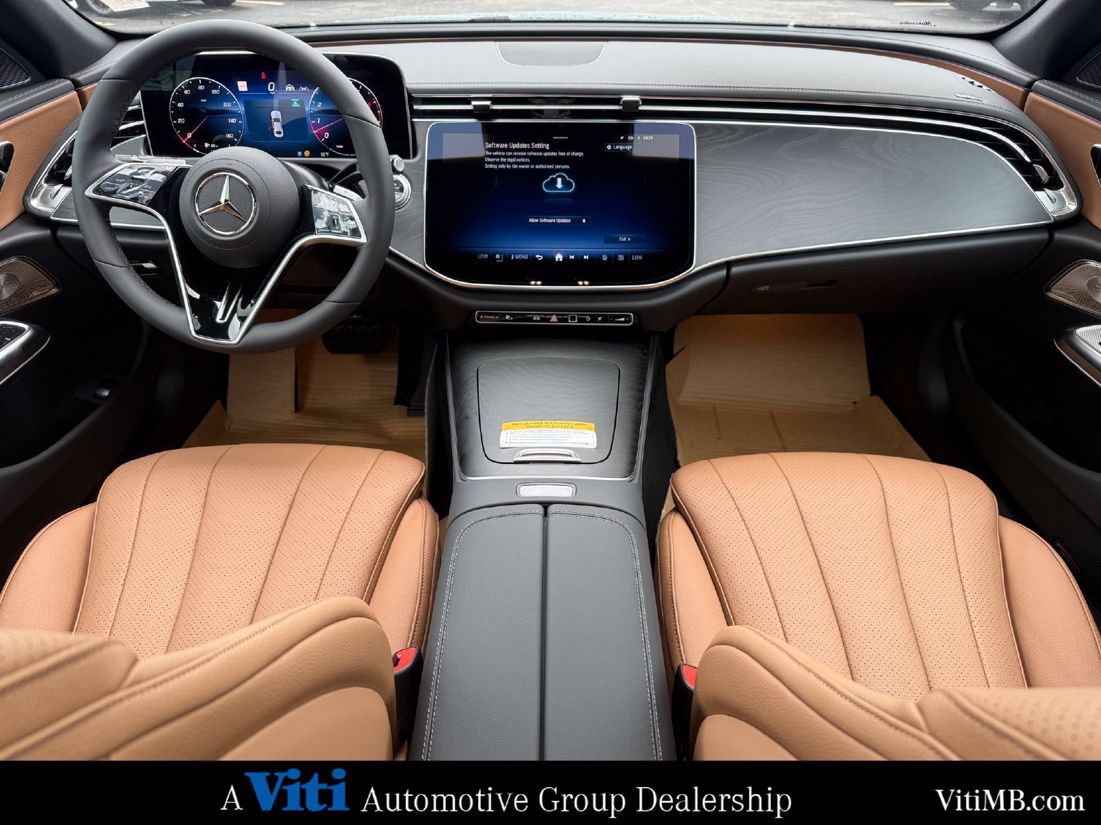 New 2027 Mercedes-Benz E 450 4MATIC Sedan image 2