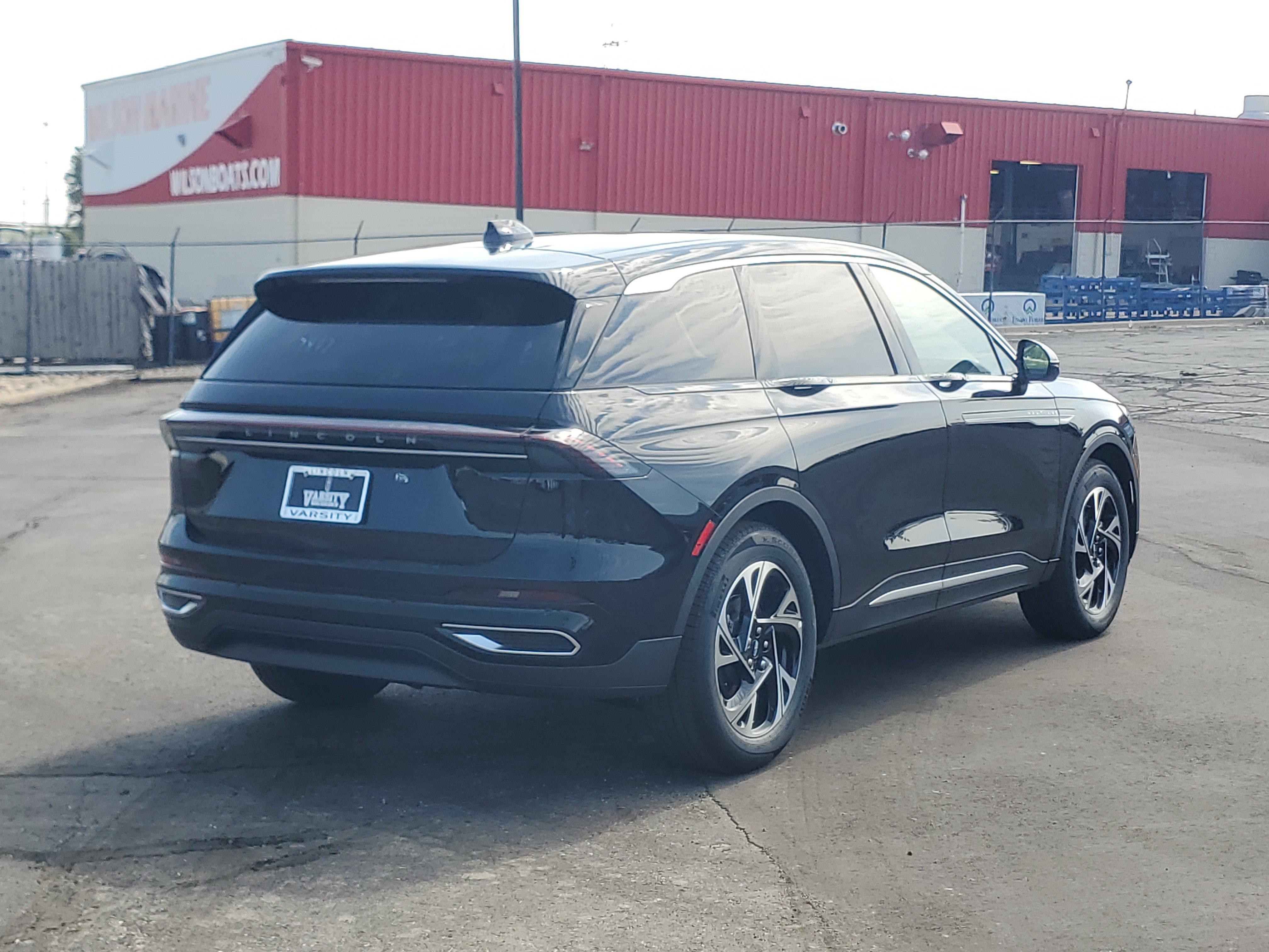 New 2026 Lincoln Nautilus Premier w/ Equipment Group 102A AWD/4WD image 4