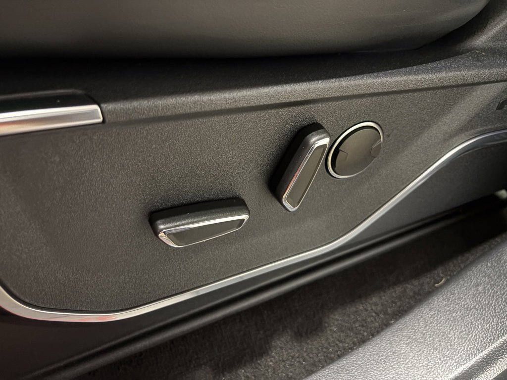 Used 2022 Ford F150 Raptor w/ Equipment Group 801A High image 27