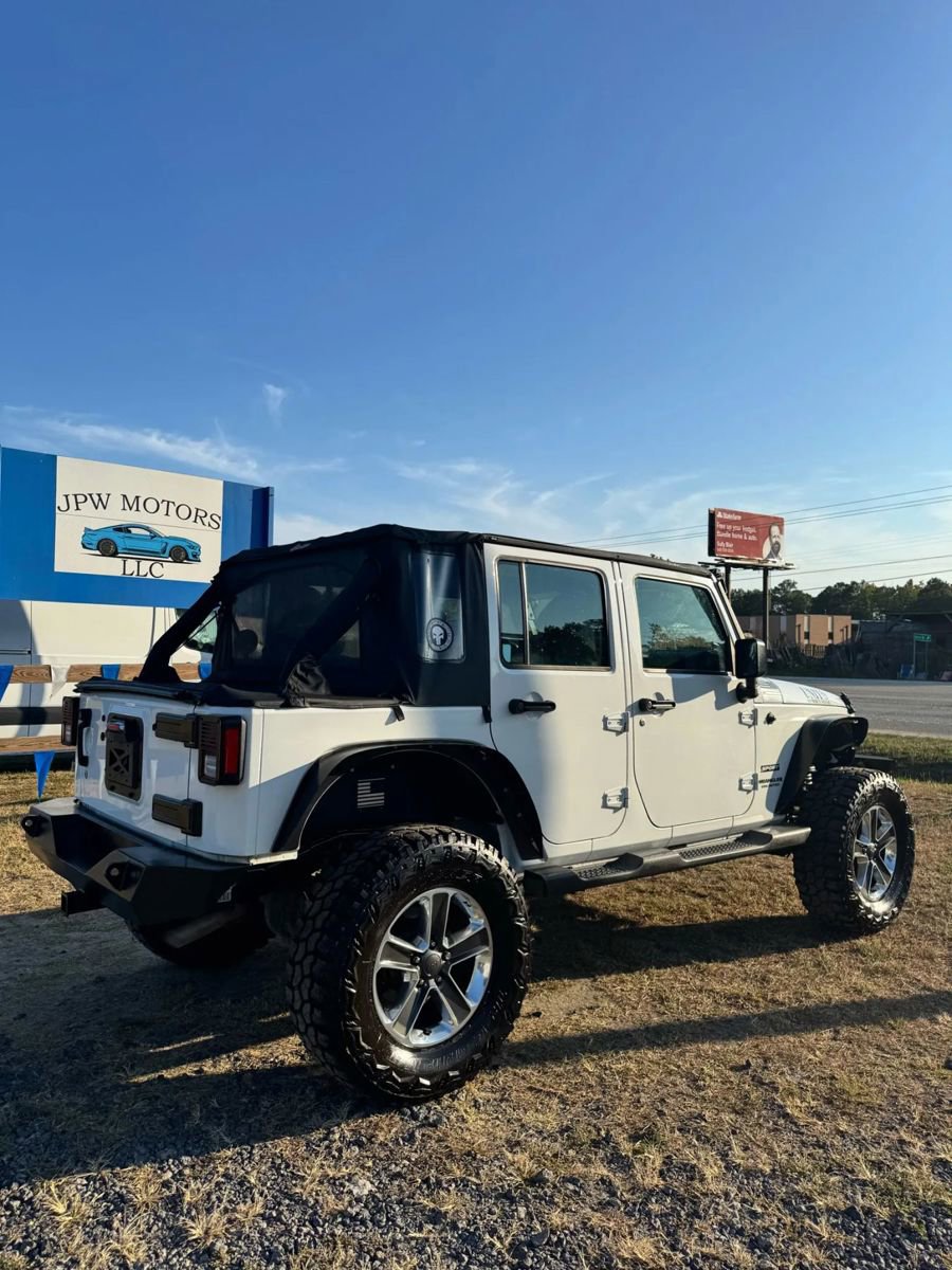 Used 2017 Jeep Wrangler Unlimited Sport w/ Connectivity Group image 6
