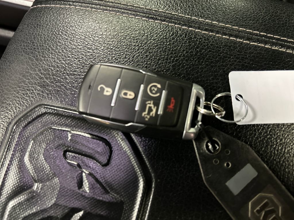 Used 2019 RAM 1500 Laramie image 22