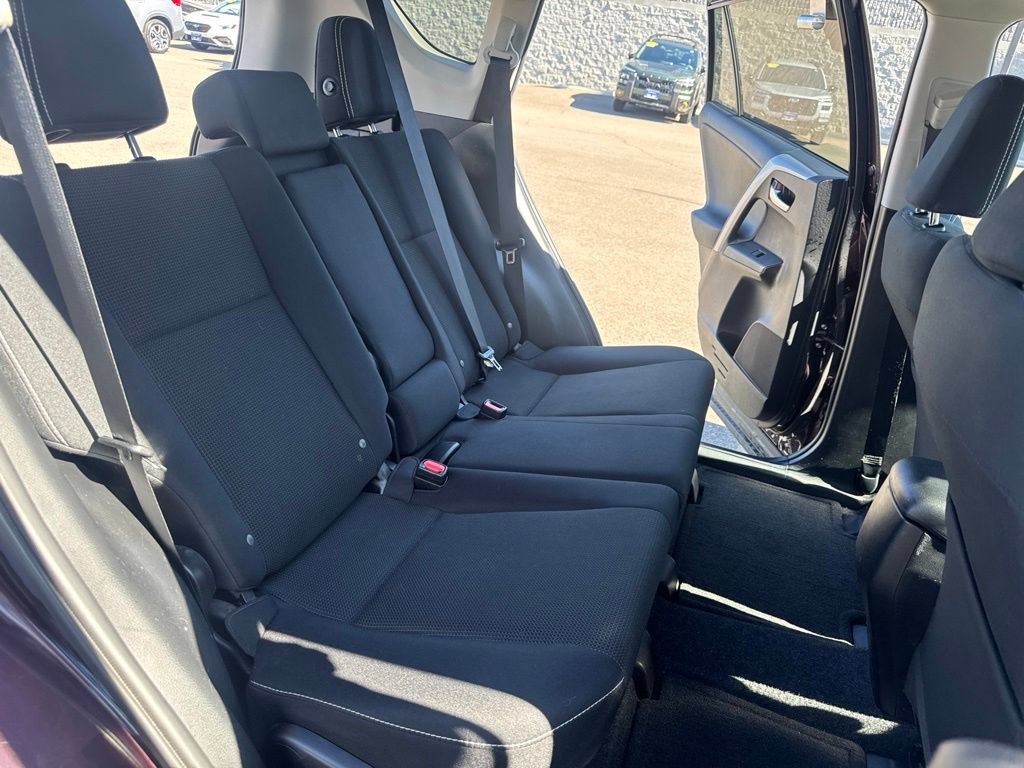 Used 2016 Toyota RAV4 XLE w/ Convenience Package AWD/4WD image 14