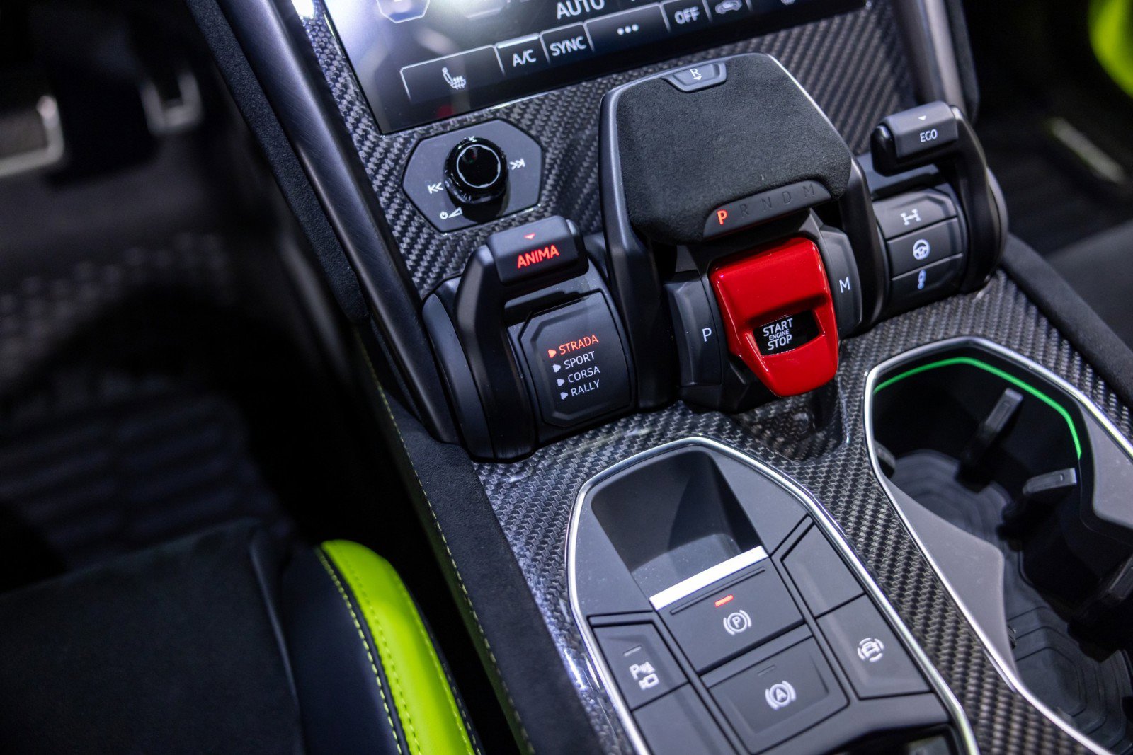 Used 2024 Lamborghini Urus Performante image 47