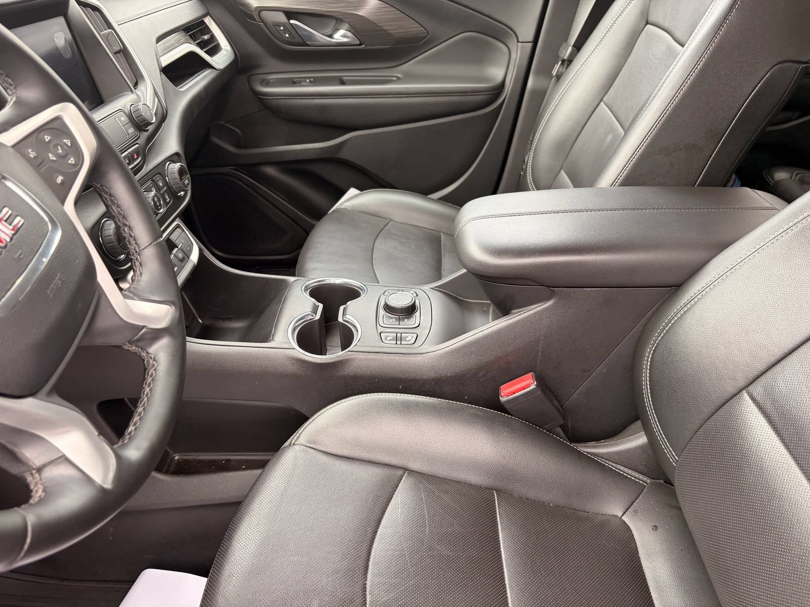 Used 2023 GMC Terrain SLT FWD image 18