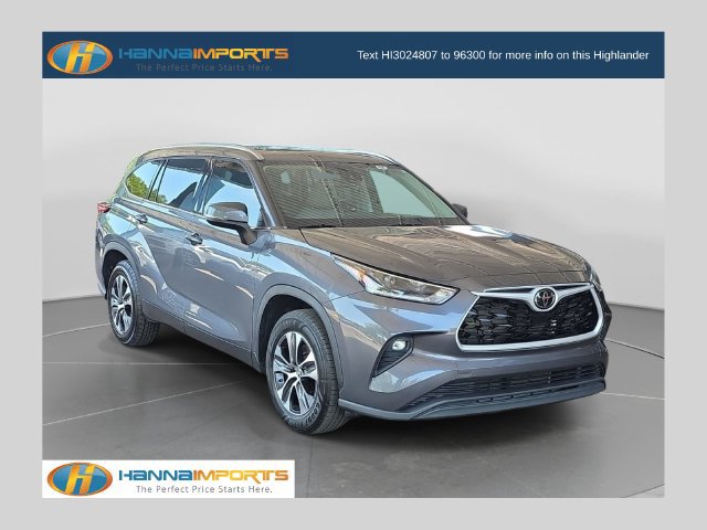 Used 2021 Toyota Highlander XLE FWD image 1
