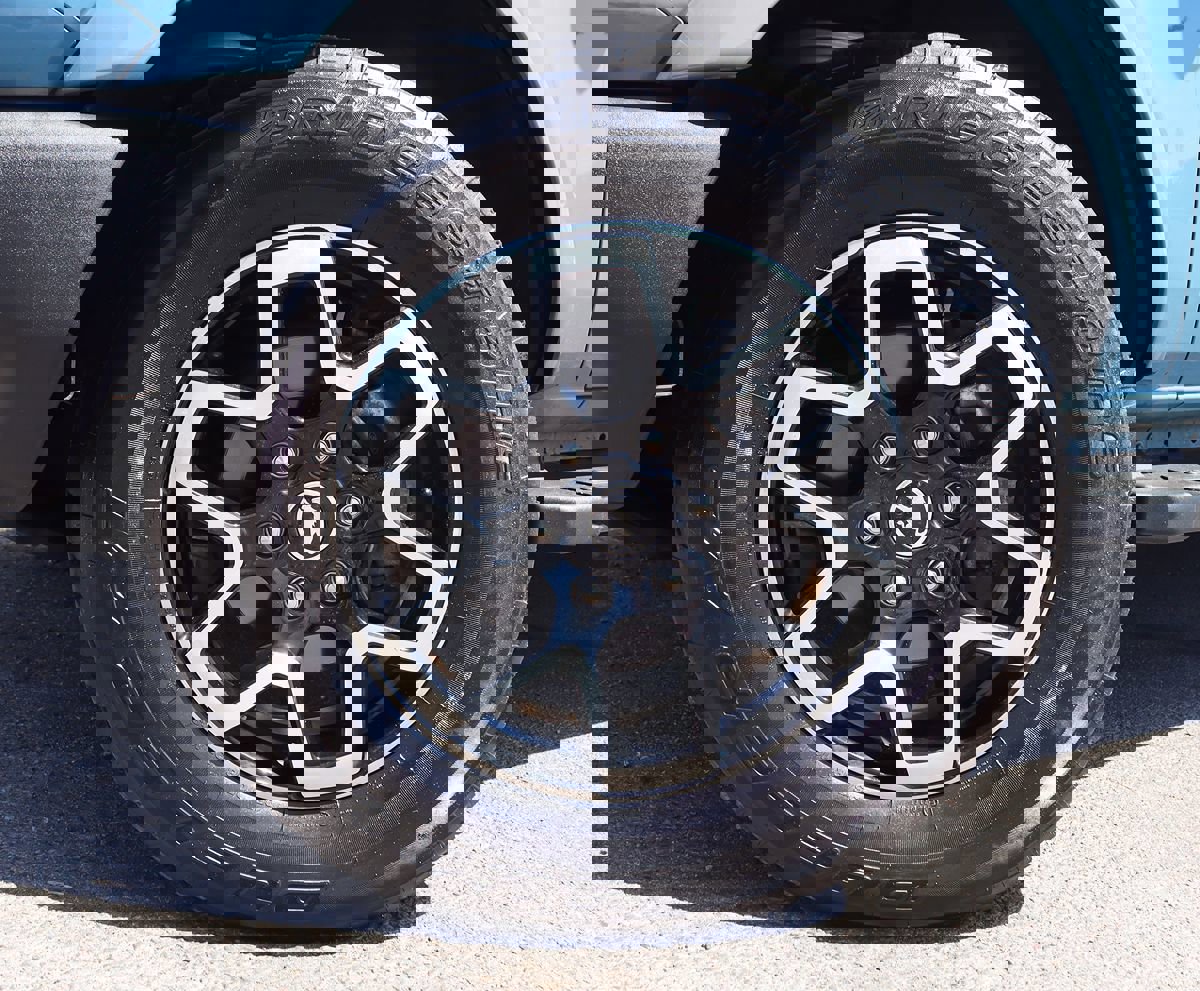 Used 2022 Ford Bronco Outer Banks image 5