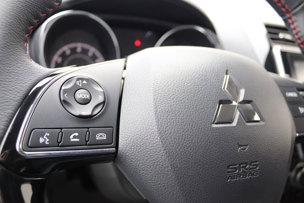 Used 2025 Mitsubishi Outlander Sport LE image 25