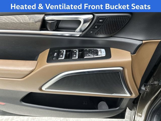 Used 2021 Kia Telluride SX w/ SX Prestige Package image 16