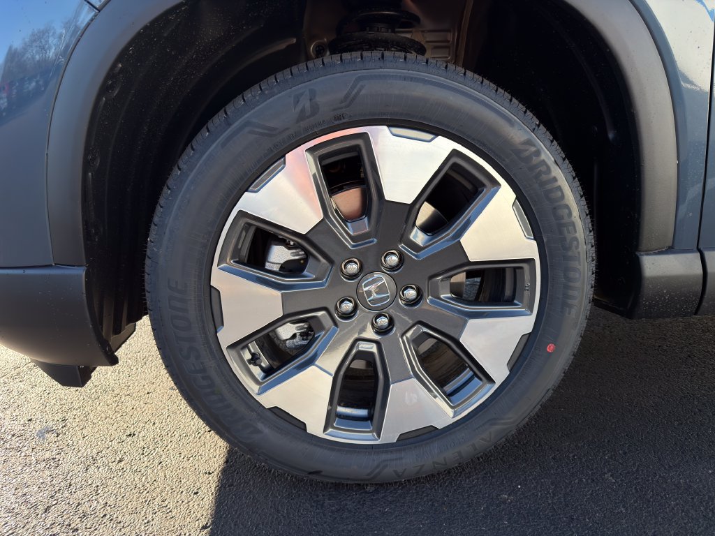 Used 2026 Honda Pilot Touring image 10