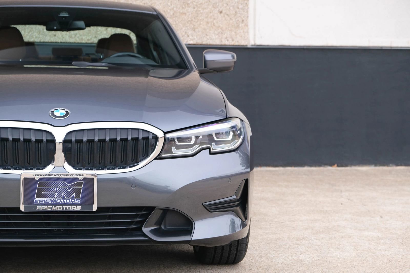 Used 2022 BMW 330i xDrive Sedan w/ Driving Assistance Package image 3