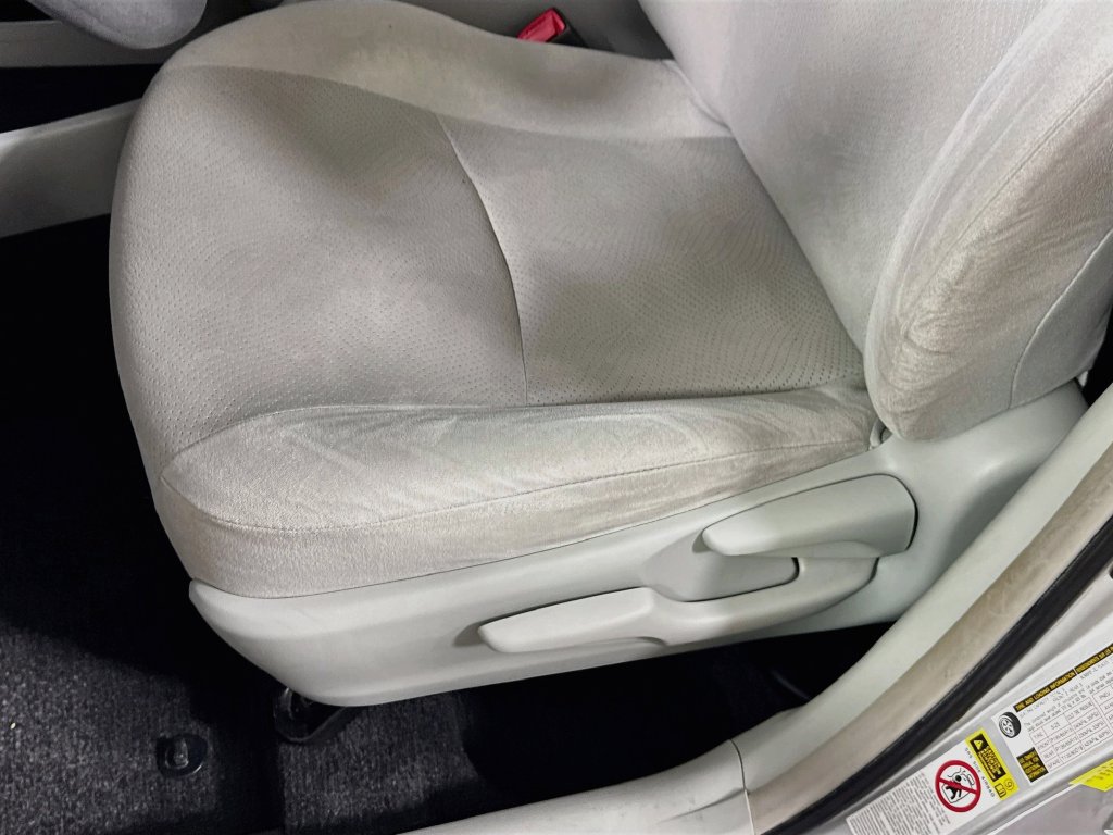 Used 2013 Toyota Prius Three FWD image 23