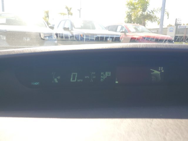 Used 2014 Toyota Prius Three w/ Solar Roof Package FWD image 31