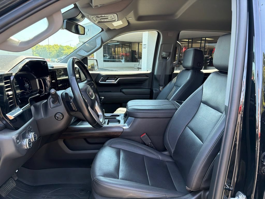 Used 2024 GMC Sierra 1500 SLT w/ SLT Premium Plus Package RWD image 20