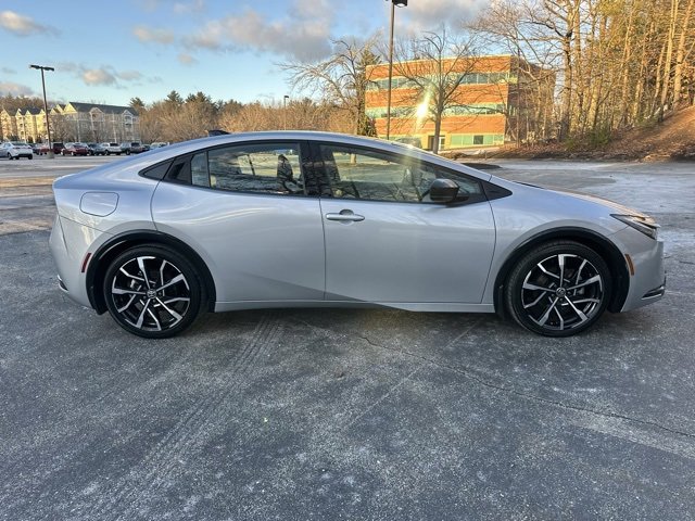 Used 2024 Toyota Prius Prime Premium image 4