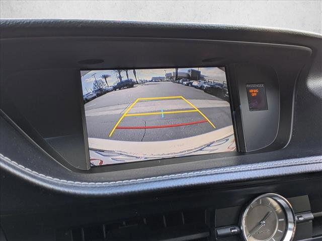 Used 2016 Lexus ES 350 w/ Luxury Package w/Wood Trim image 12