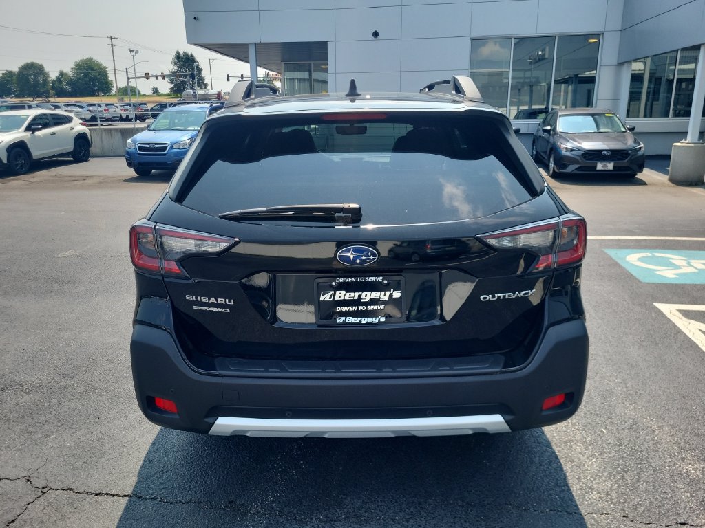 Certified 2024 Subaru Outback Limited AWD/4WD image 3