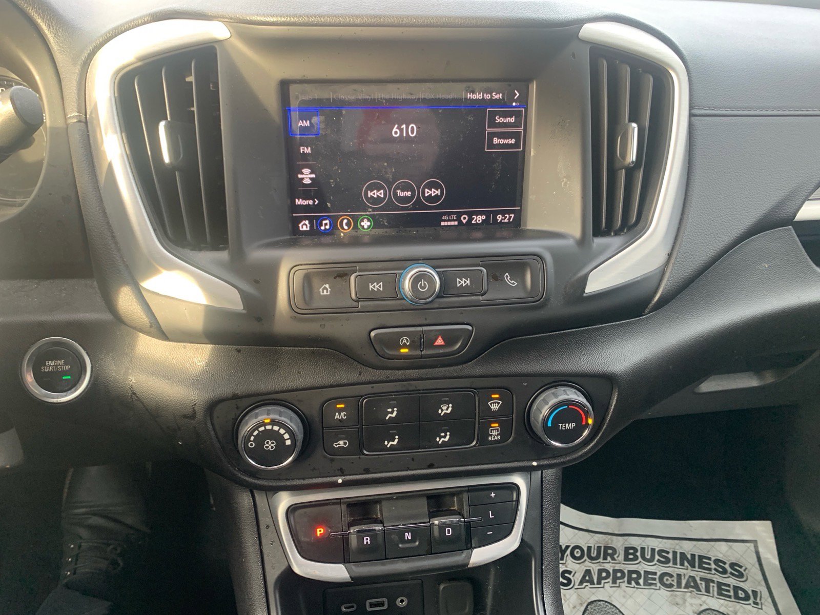 Used 2024 GMC Terrain SLE w/ Elevation Edition image 11