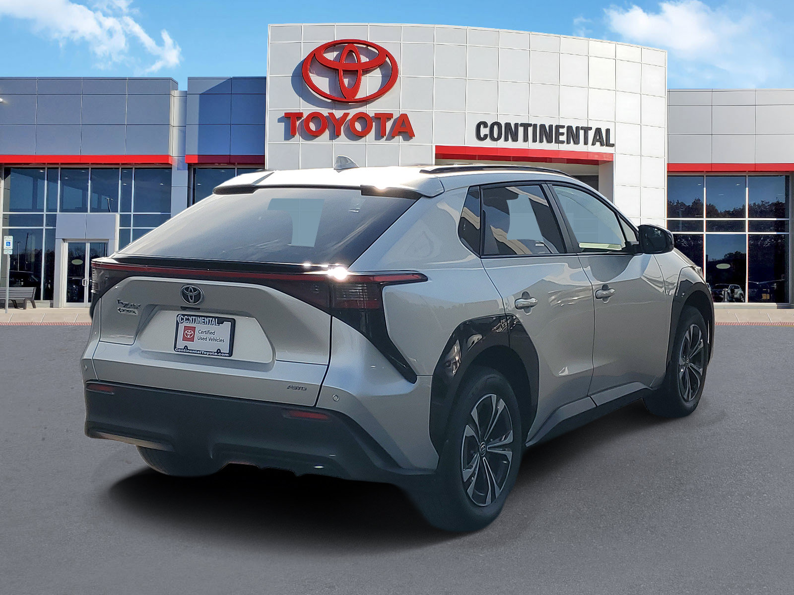 Certified 2023 Toyota bZ4X AWD w/ Weather Package image 5