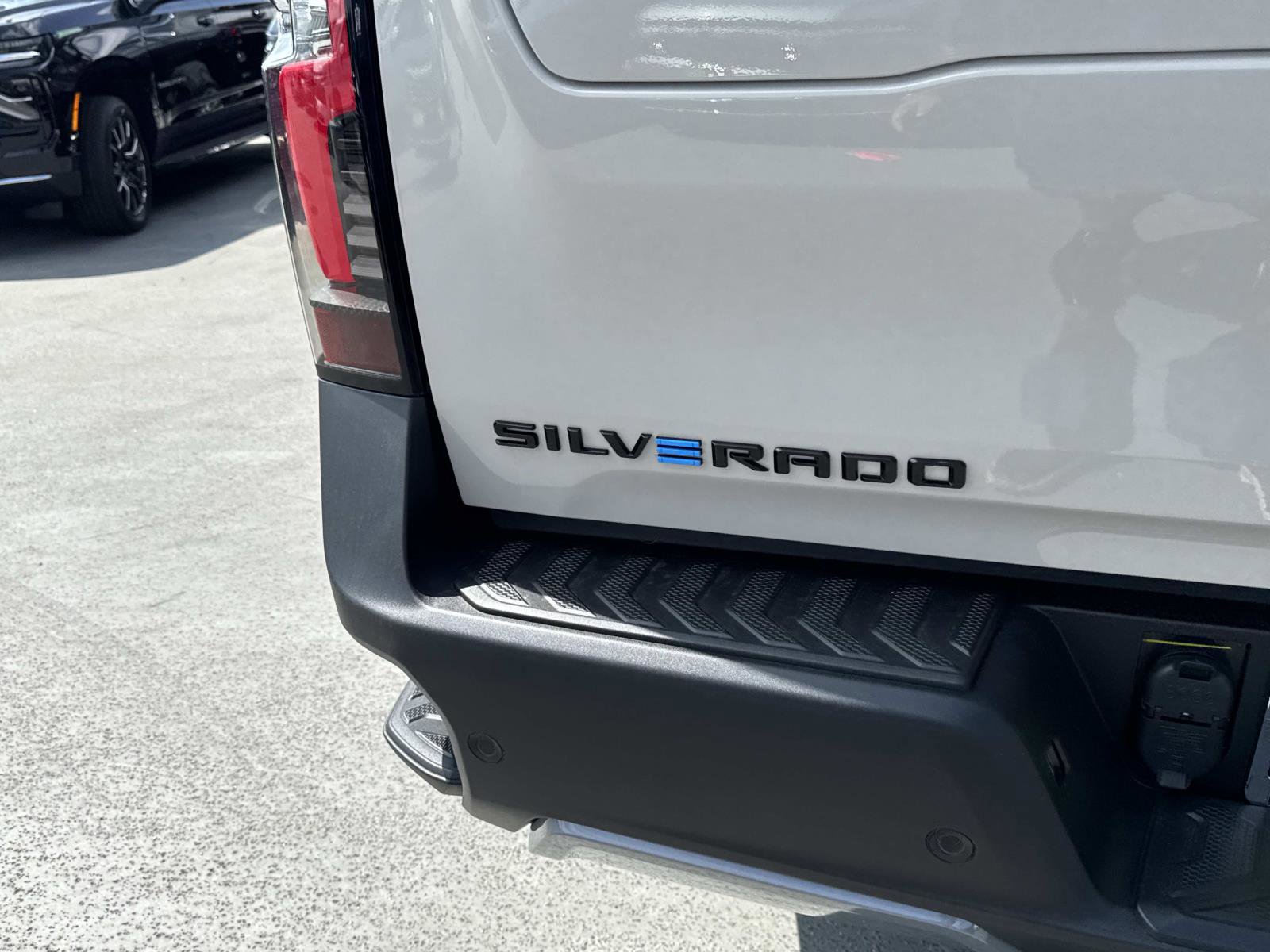 New 2026 Chevrolet Silverado EV Trail Boss image 5
