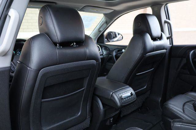 Used 2016 Buick Enclave Leather w/ Trailering Package FWD image 18