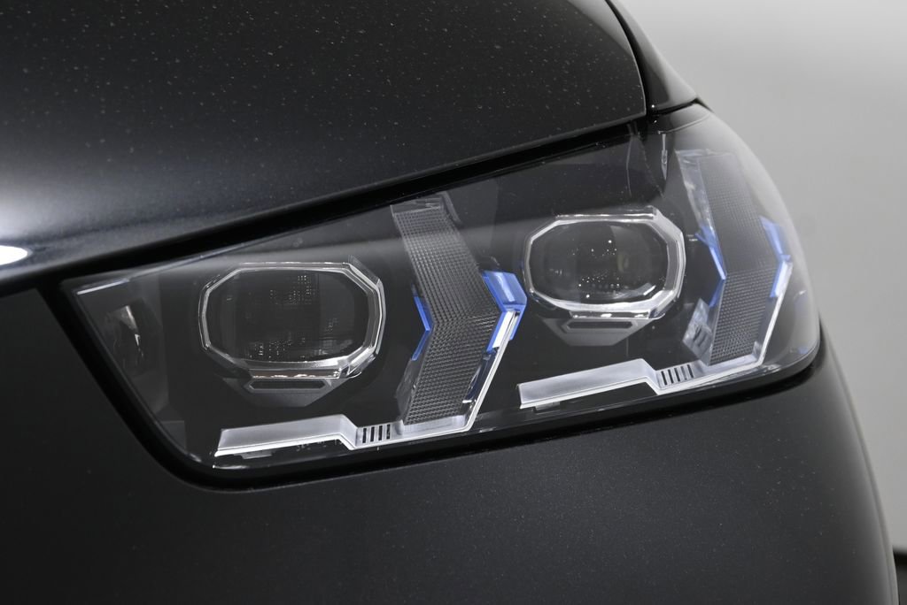 New 2026 BMW X5 xDrive50e AWD/4WD image 11