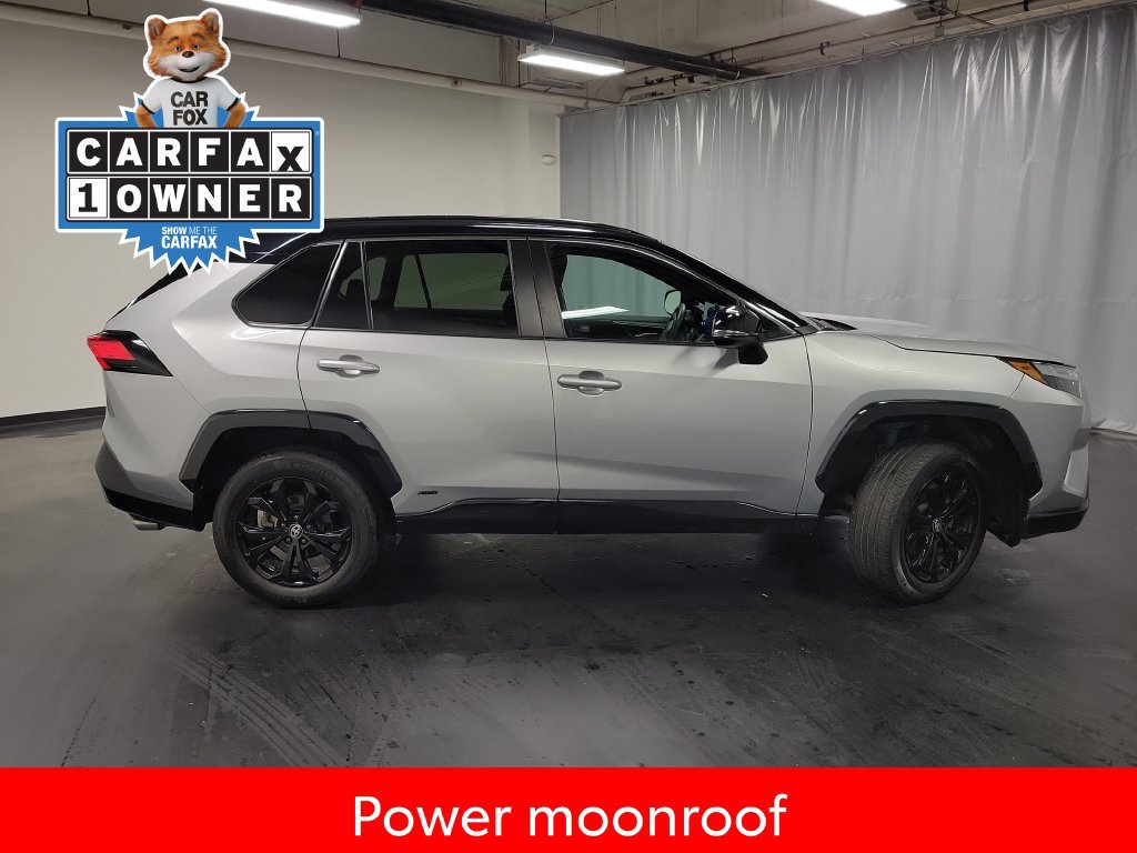Used 2024 Toyota RAV4 XSE w/ Weather Package AWD/4WD image 9