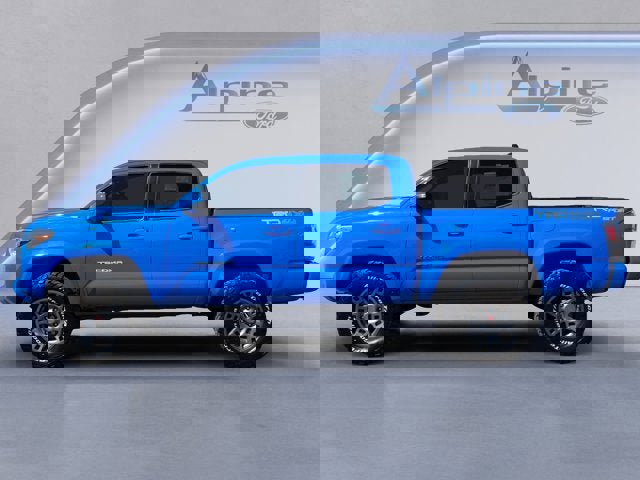 Used 2020 Toyota Tacoma TRD Sport w/ Technology Package image 2