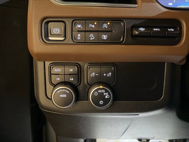 Used 2023 Chevrolet Tahoe High Country w/ LPO, Illumination Package AWD/4WD image 43