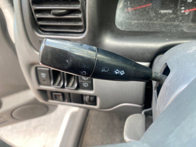 Used 2001 Suzuki Vitara JLS image 39