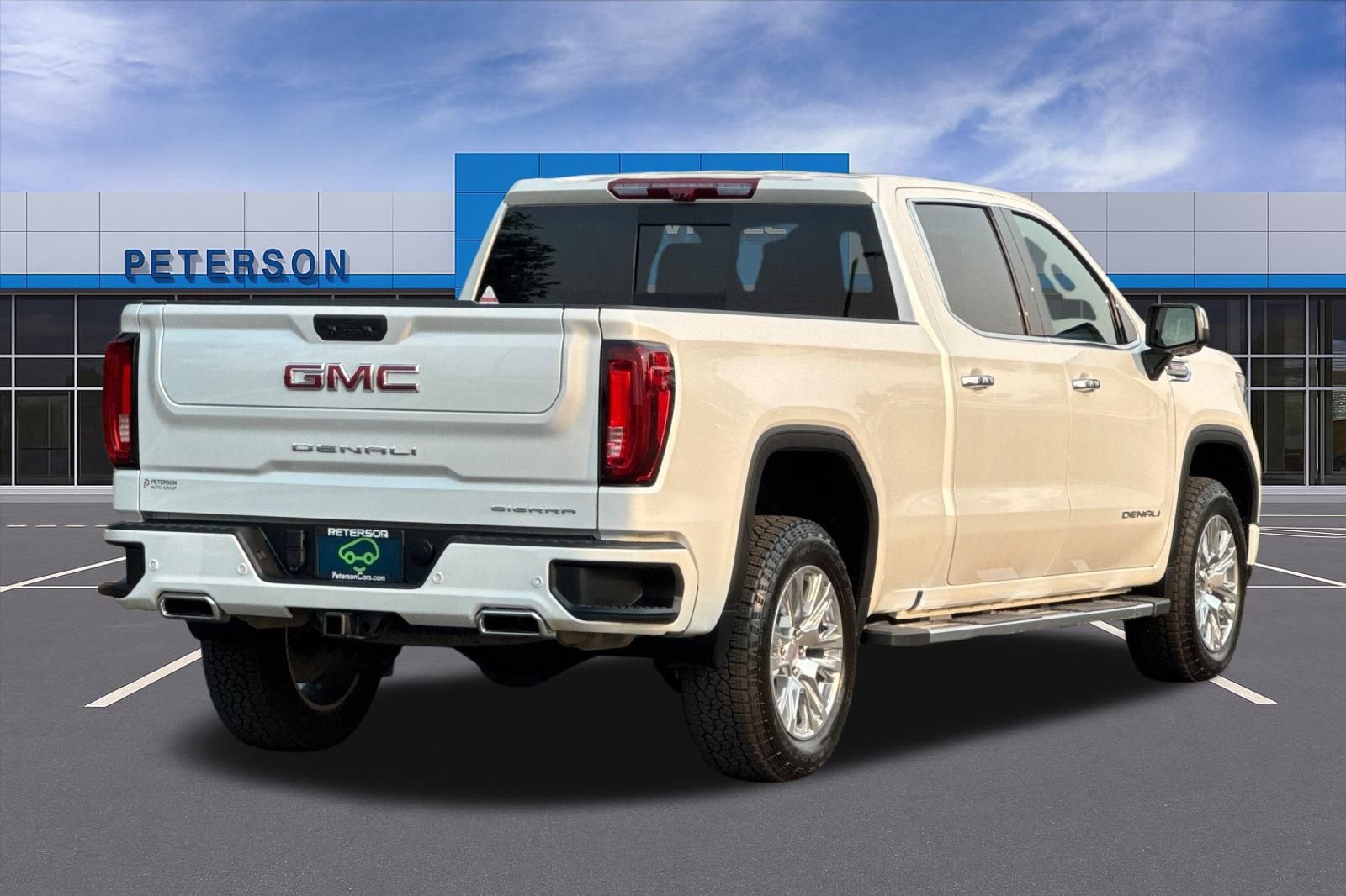 Certified 2023 GMC Sierra 1500 Denali w/ Technology Package AWD/4WD image 4