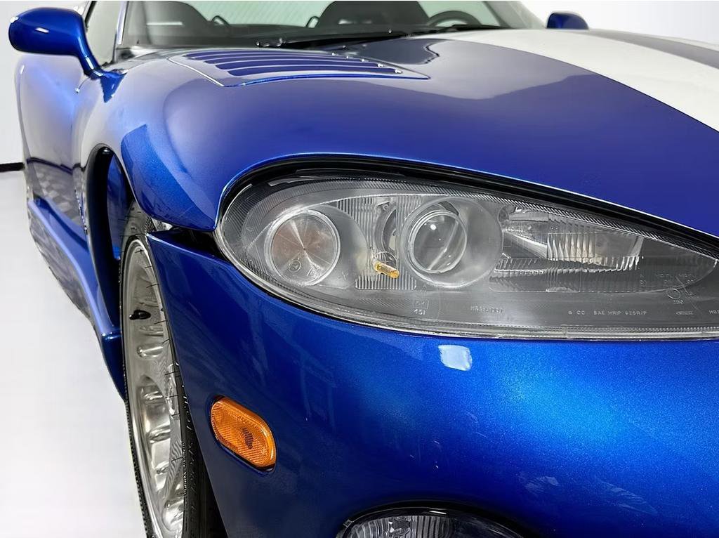 Used 1997 Dodge Viper GTS RWD image 31