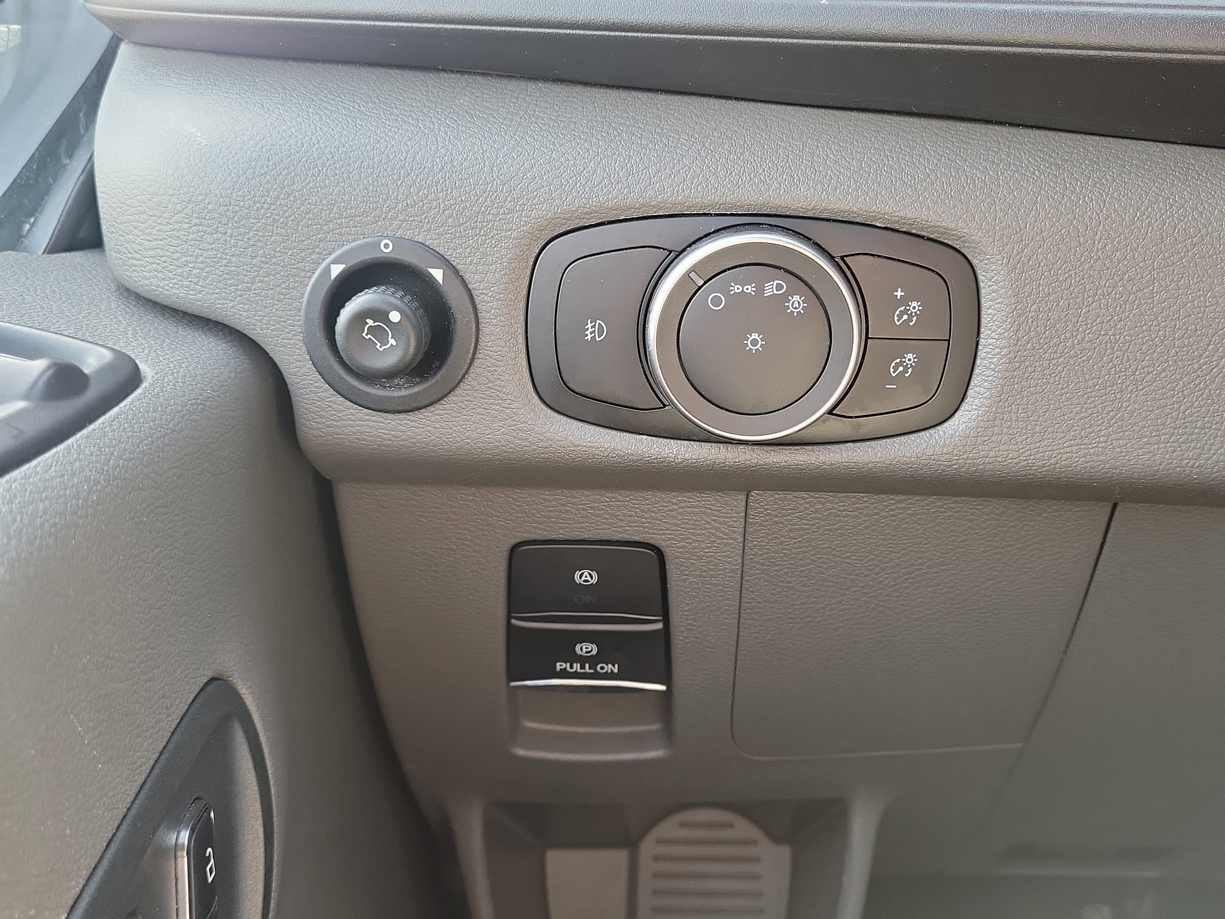 Used 2024 Ford Transit 250 Low Roof w/ Exterior Upgrade Package image 24