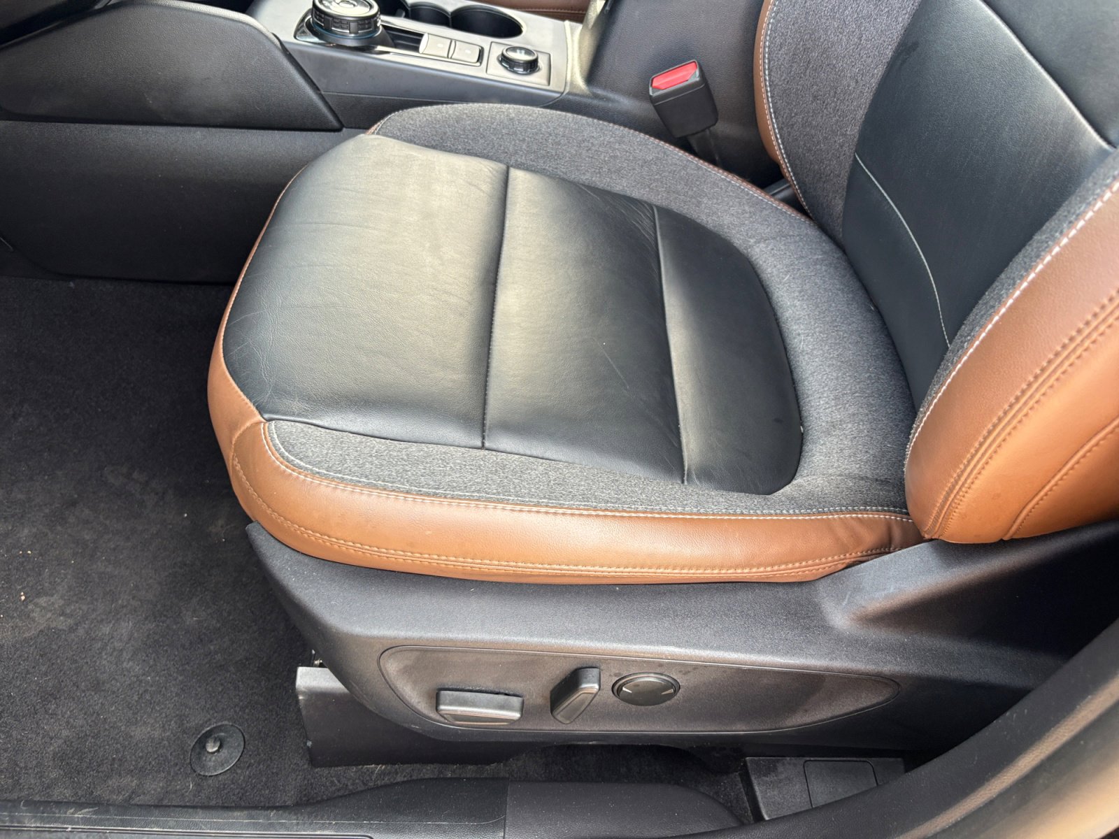 Used 2023 Ford Bronco Sport Outer Banks w/ Tech Package image 12