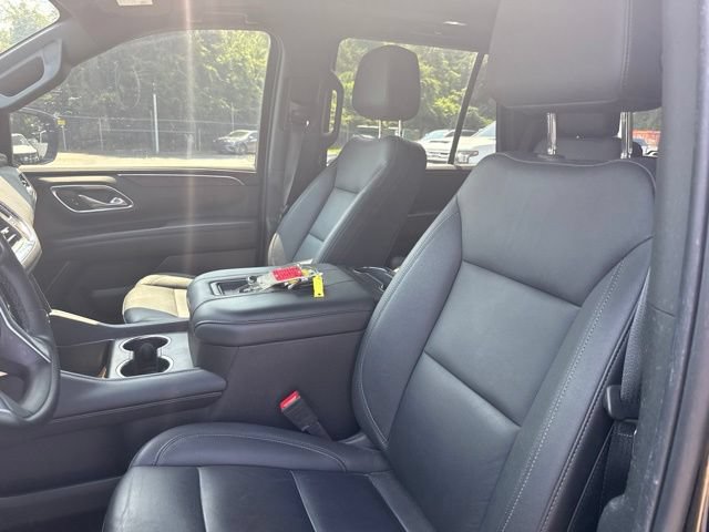 Used 2024 Chevrolet Tahoe Z71 w/ Luxury Package AWD/4WD image 13