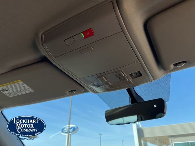 Used 2022 Volkswagen Atlas SE image 44