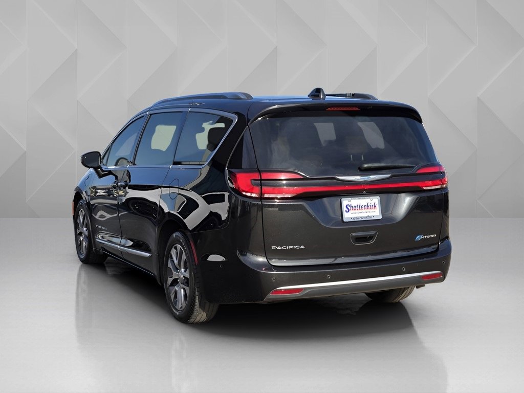 Used 2021 Chrysler Pacifica Pinnacle image 7