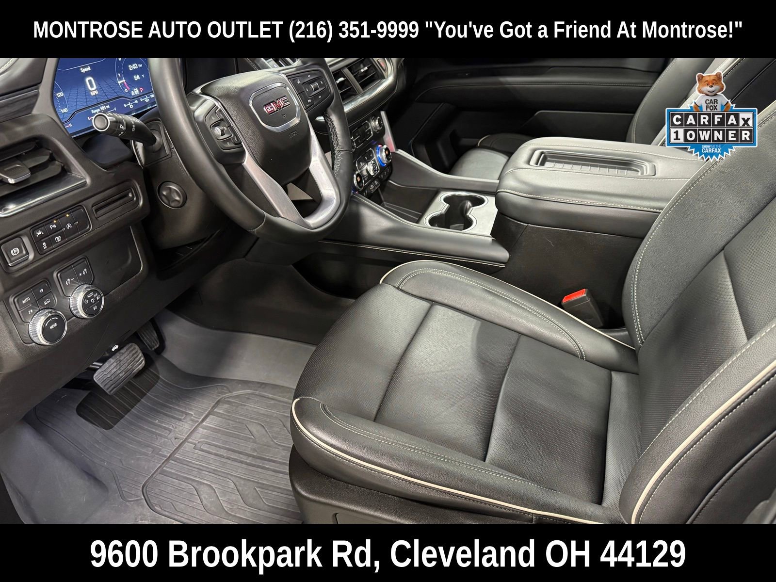 Used 2023 GMC Yukon XL SLT w/ SLT Premium Package image 14