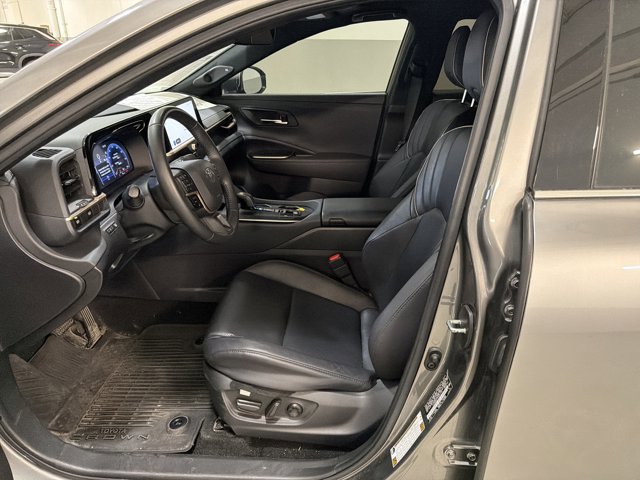 Used 2023 Toyota Crown w/ Advanced Technology Package AWD/4WD image 6