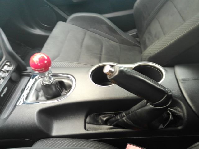 Used 2017 Ford Mustang Shelby GT350 w/ Electronics Package RWD image 36