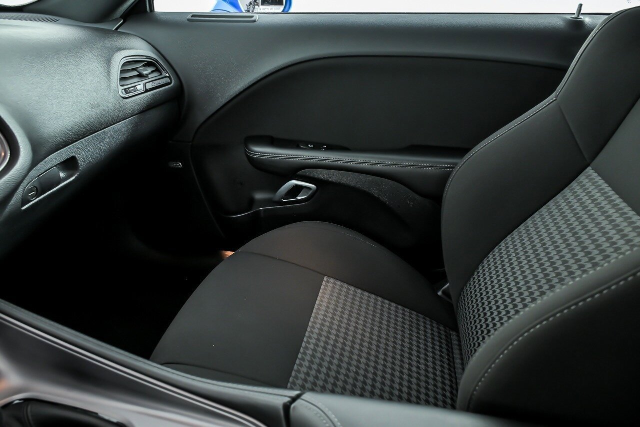 Used 2023 Dodge Challenger R/T w/ Performance Handling Group RWD image 34