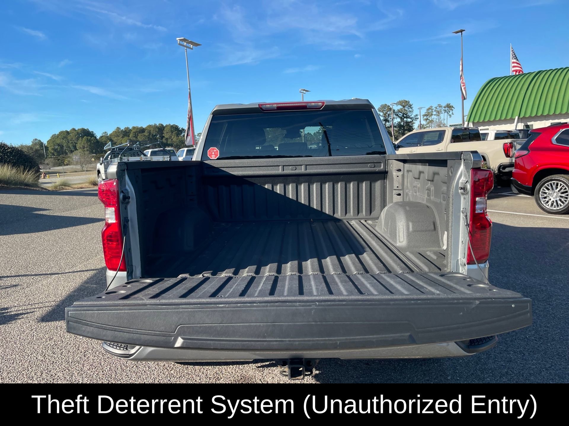 Used 2023 Chevrolet Silverado 1500 Custom image 22