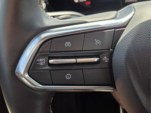 Certified 2026 Chevrolet Traverse LT w/ Driver Confidence Package FWD image 33