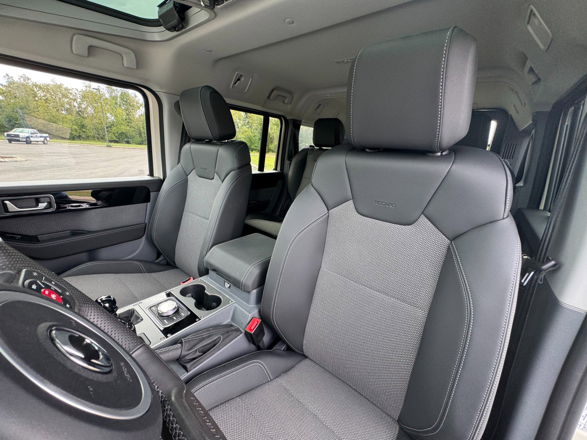 Used 2024 INEOS Grenadier image 11