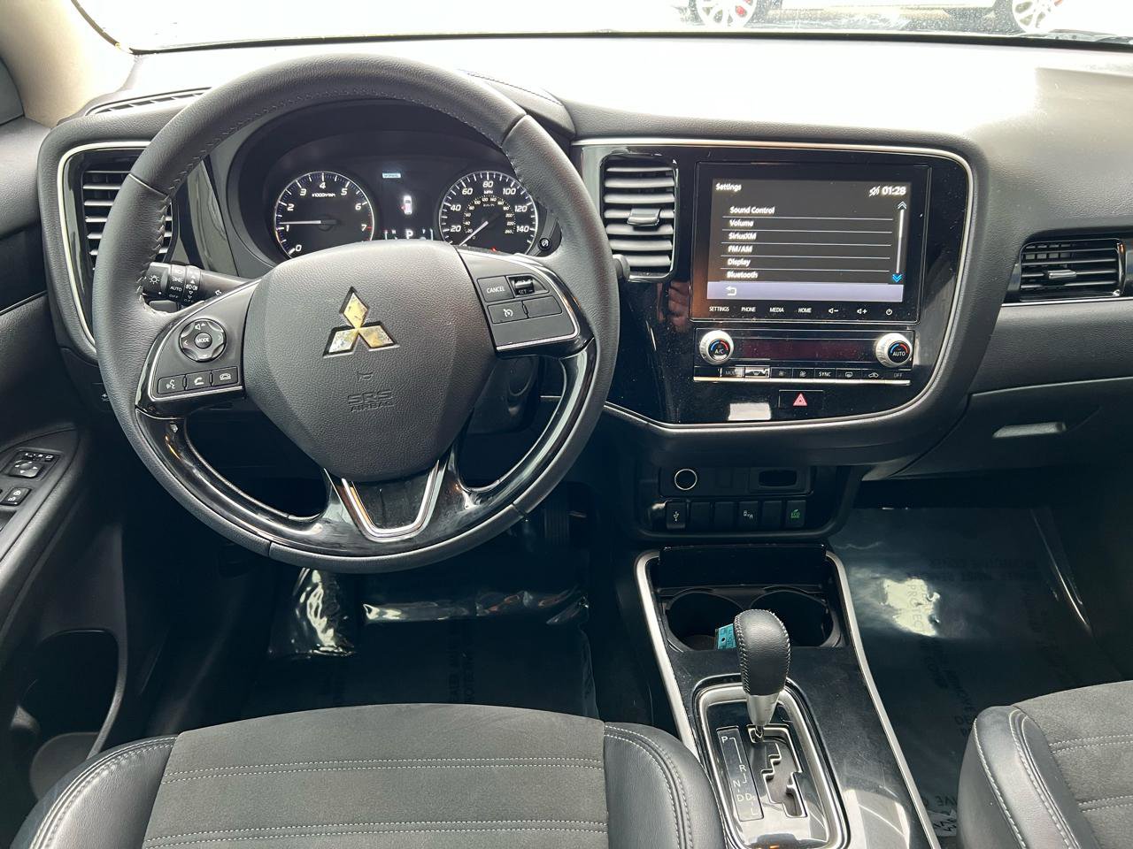 Used 2020 Mitsubishi Outlander SEL image 17