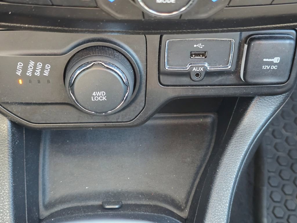 Used 2019 Jeep Renegade Sport AWD/4WD image 30