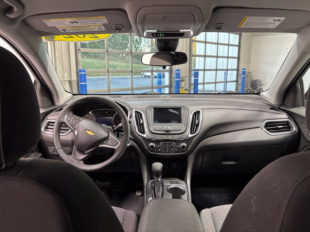 Used 2024 Chevrolet Equinox LT w/ LPO, Floor Liner Package AWD/4WD image 11