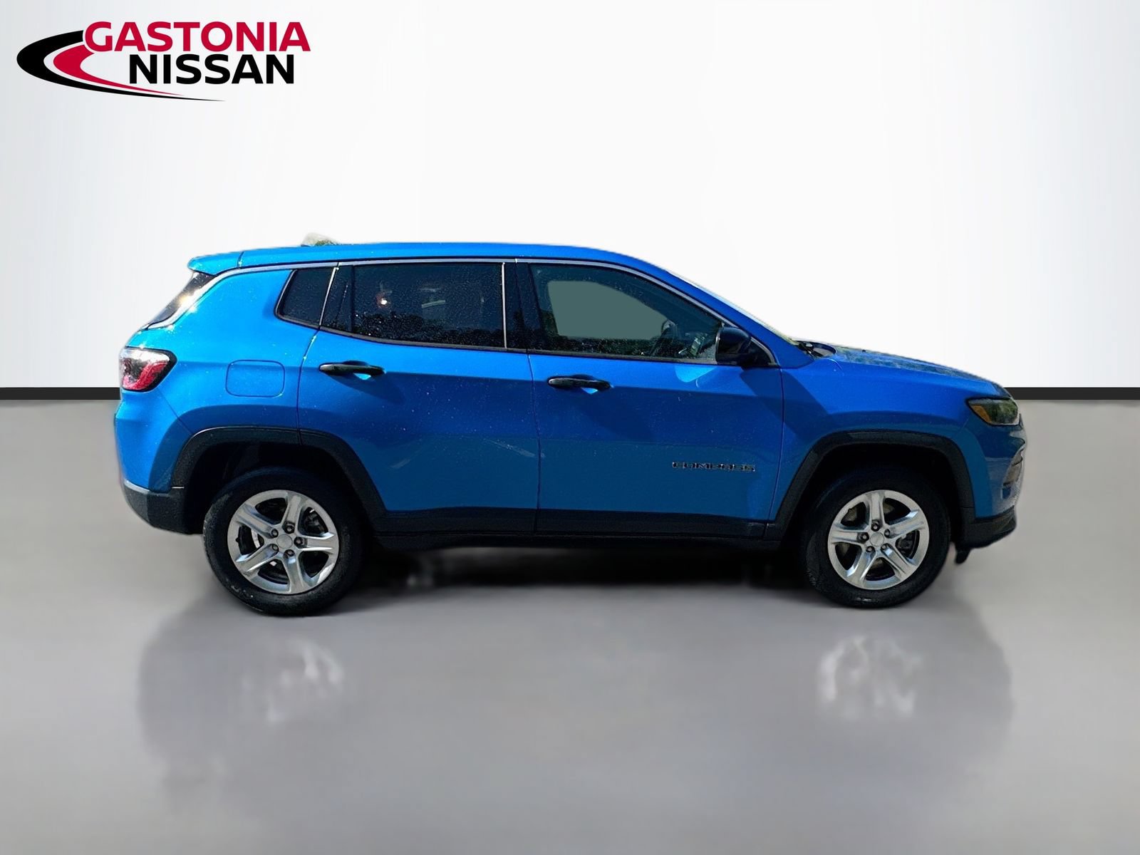 Used 2023 Jeep Compass Sport AWD/4WD image 10