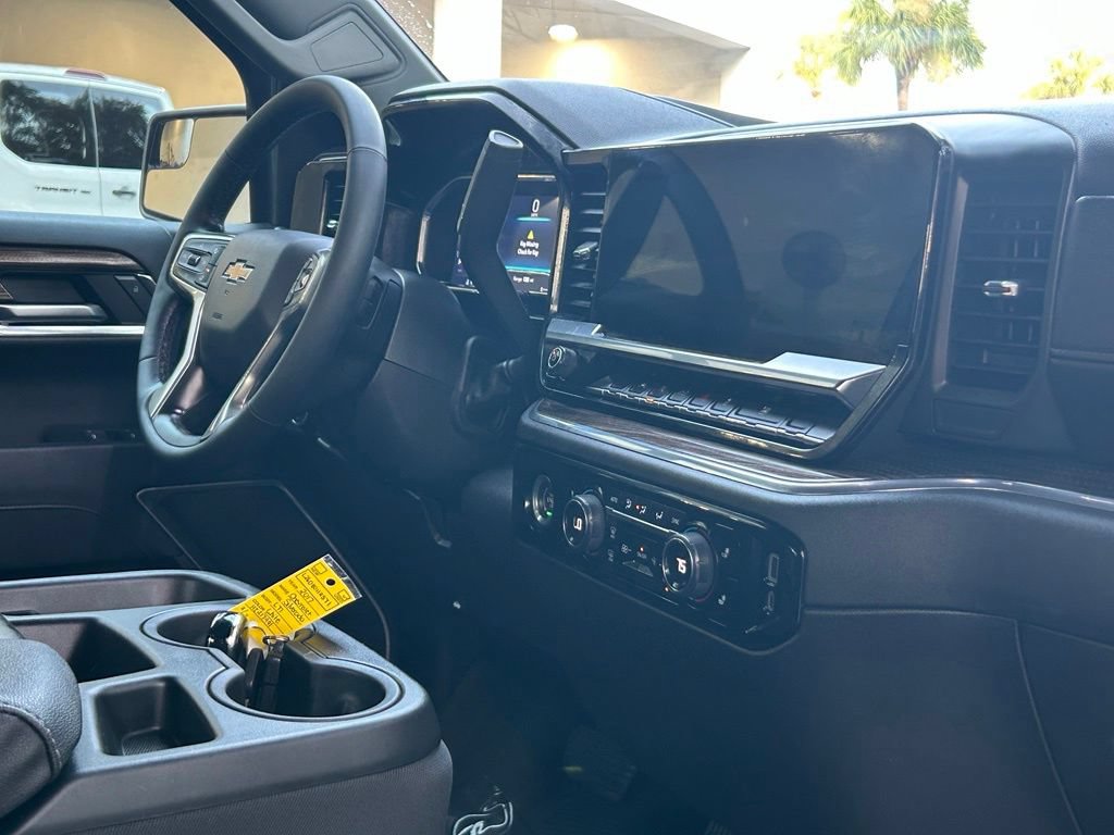 Used 2024 Chevrolet Silverado 1500 LT w/ Protection Package RWD image 26