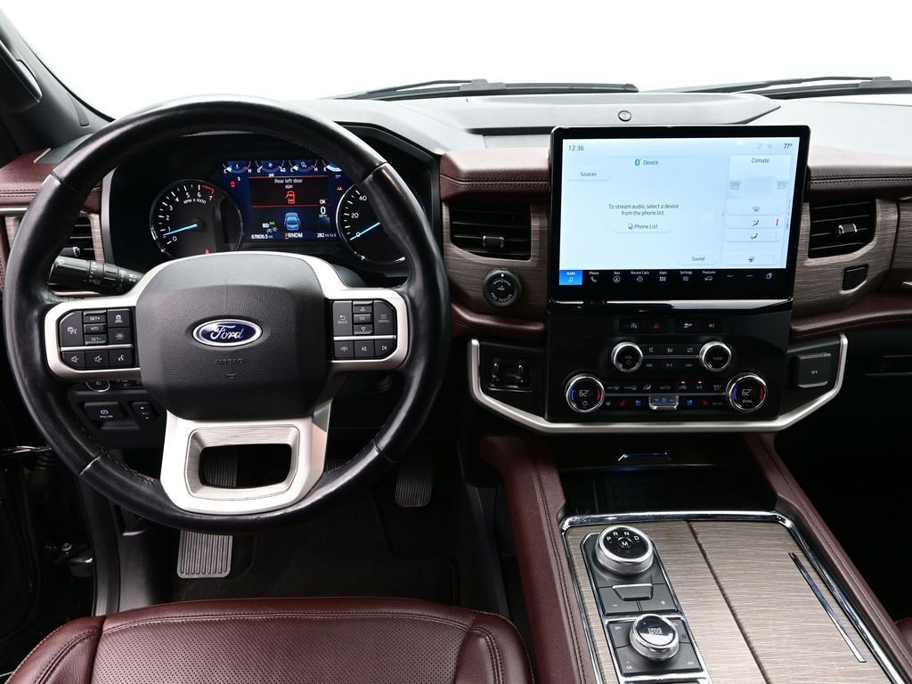 Used 2023 Ford Expedition Max Limited image 16
