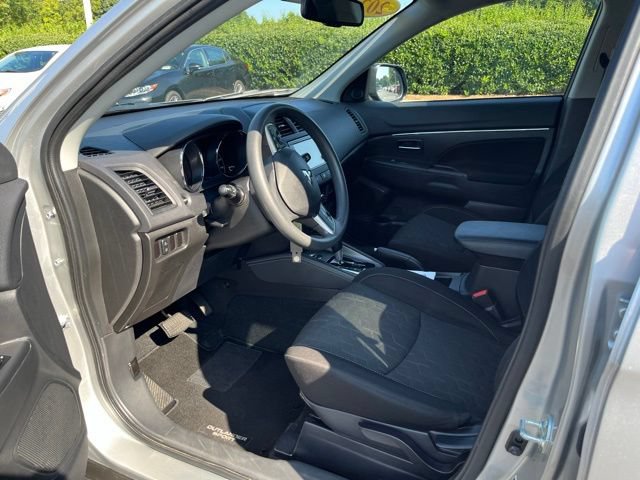 Used 2025 Mitsubishi Outlander Sport ES AWD/4WD image 16